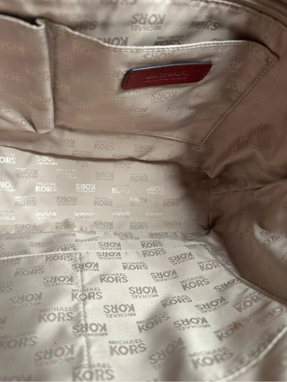 Michael Michael Kors Jet Set Tote Med Red - Picture 8 of 8